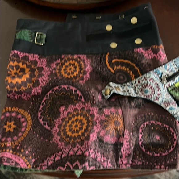 Multicolor Patterned Versatile Women's Skirt - Picture 8 of 17